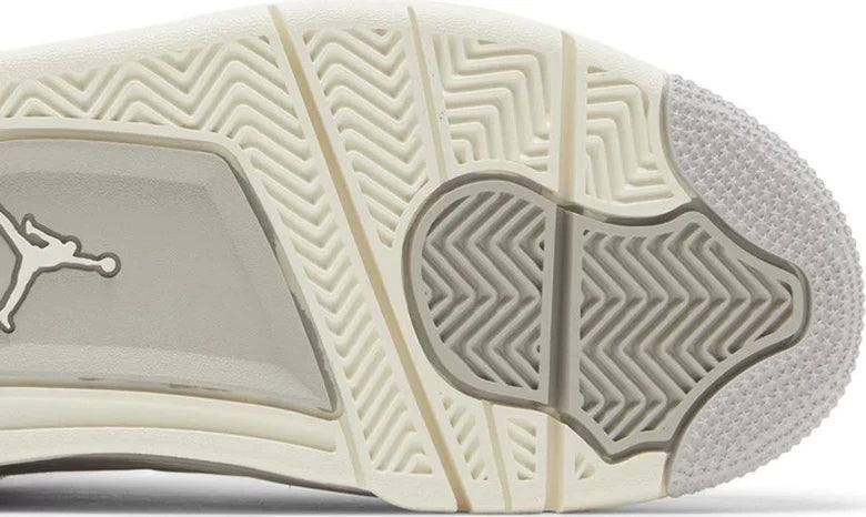 Nike Air Jordan 4 "Frozen Moments"