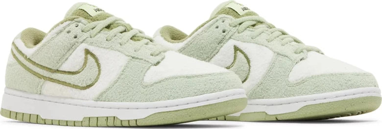 Nike Dunk Low "SE Fleece"