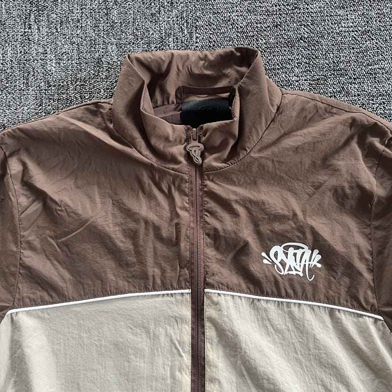 Conjunto Syna World ‘Syna Logo’ Shell Marrom/Bege