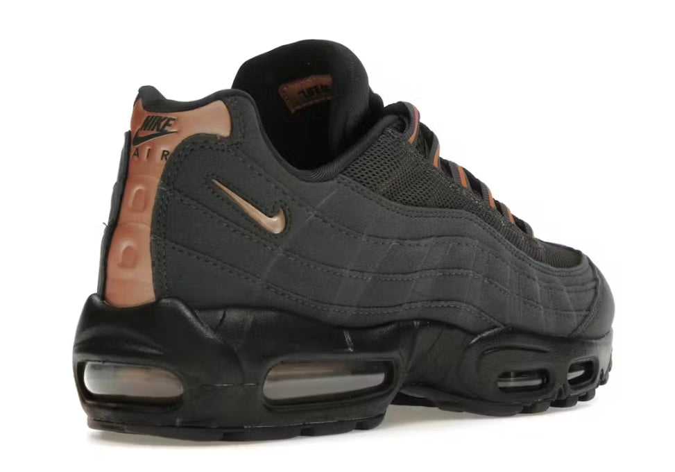 Nike Air Max 95 x Syna World ‘Black Rose Gold’