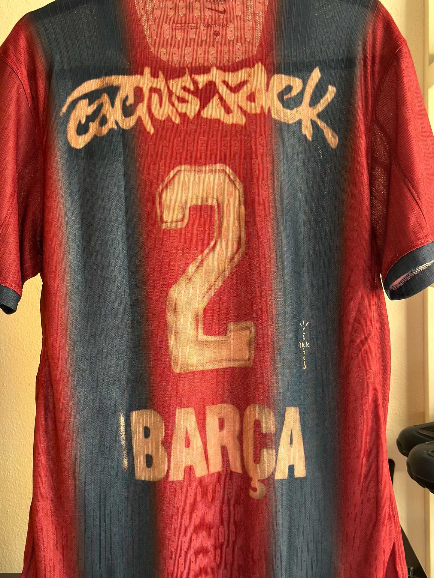 Travis Scott x Nike Camiseta FC Barcelona Retro 2000/01 Home Skeleton (Pronta Entrega)