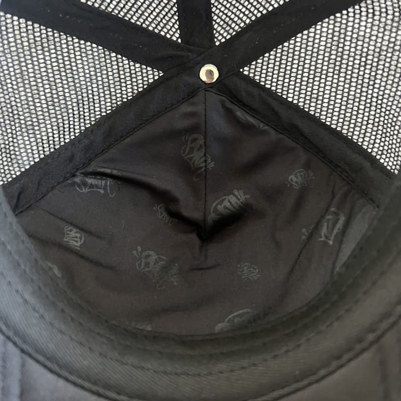 Boné Trucker Syna World Black
