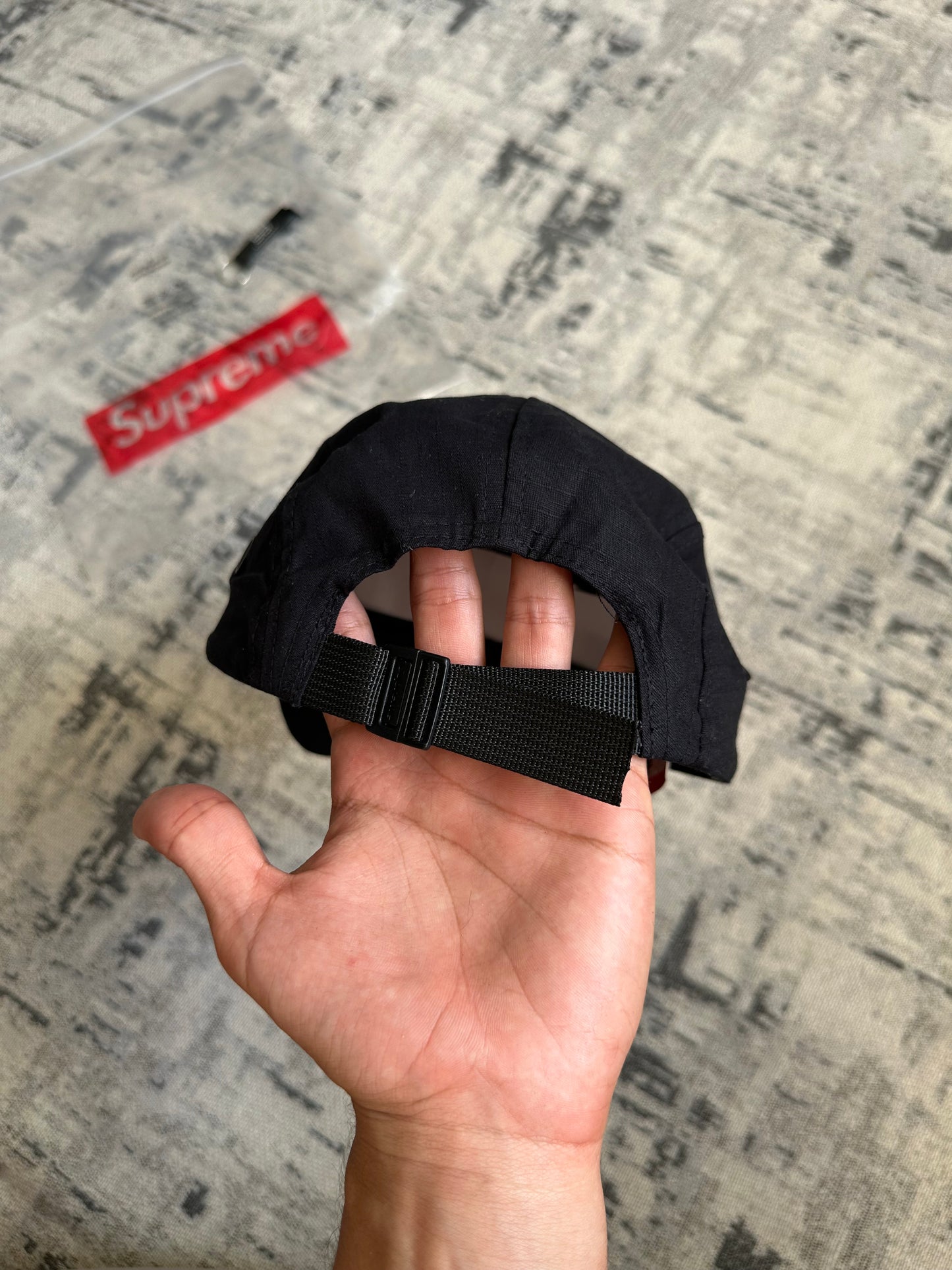 Boné Supreme Ventille Black Five Panel (Pronta Entrega)
