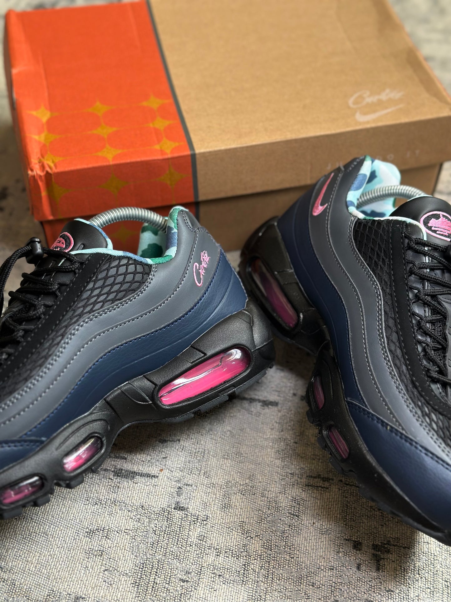 Nike Air Max 95 SP x Corteiz ‘Pink Beam’ (Pronta Entrega)