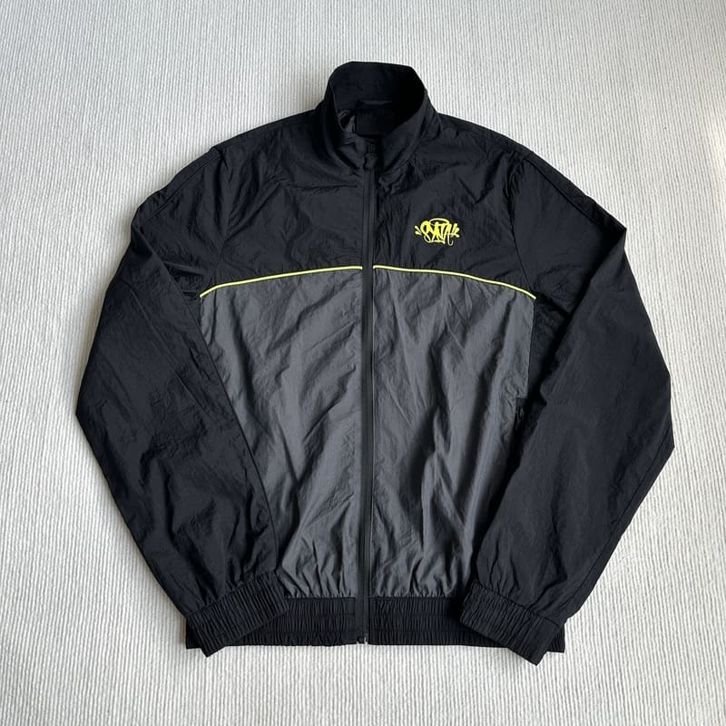 Conjunto Syna World ‘Syna Logo’ Shell Preto/Cinza/Amarelo