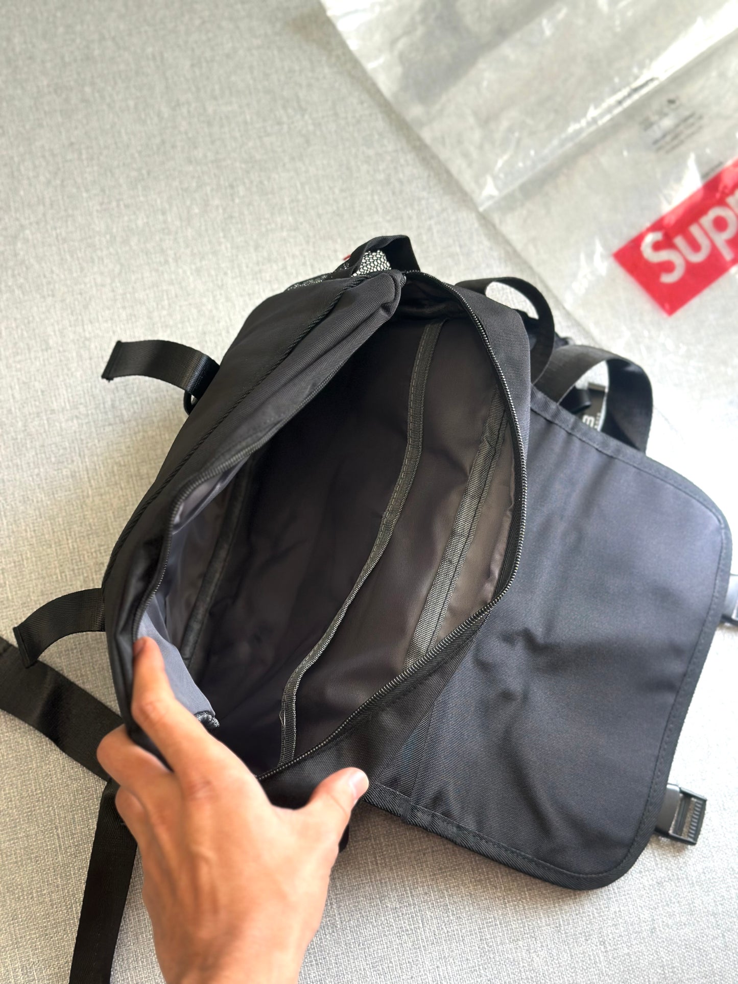 Bolsa Supreme SS20 ‘Black’ (Pronta Entrega)