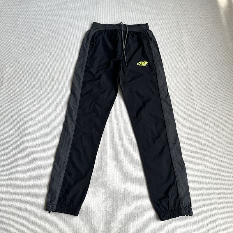 Conjunto Syna World ‘Syna Logo’ Shell Preto/Cinza/Amarelo