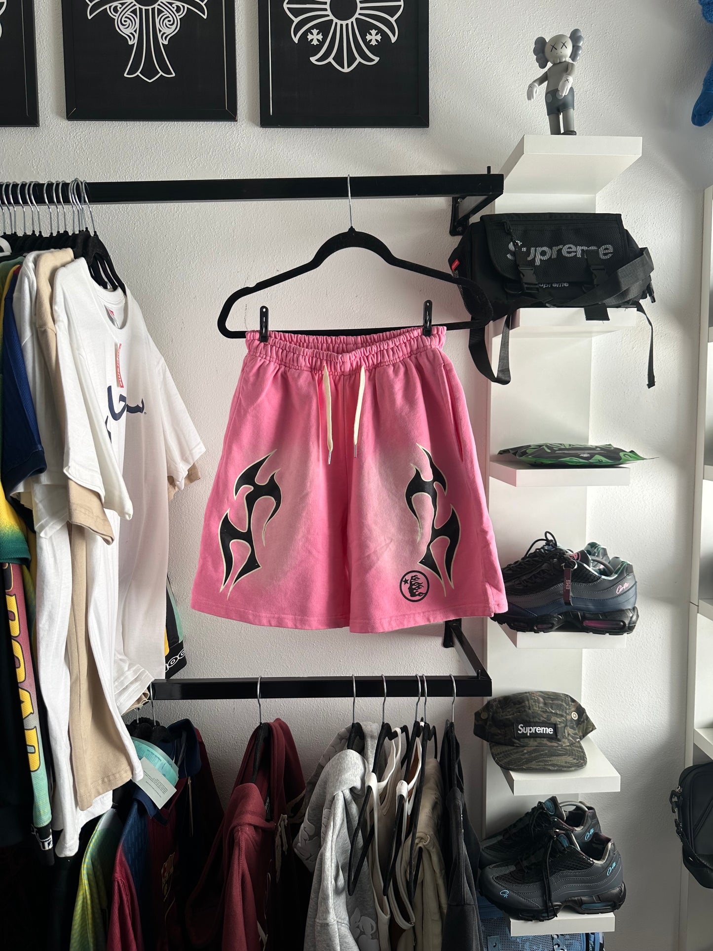 Shorts Moletom Hellstar “Sky Pink” (Pronta Entrega)