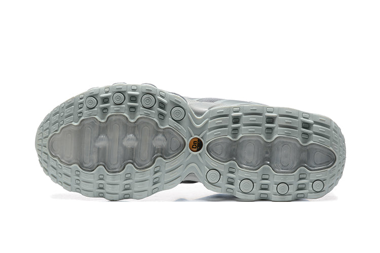 Nike Air Max DN8 ‘Wolf Grey Metallic Silver’