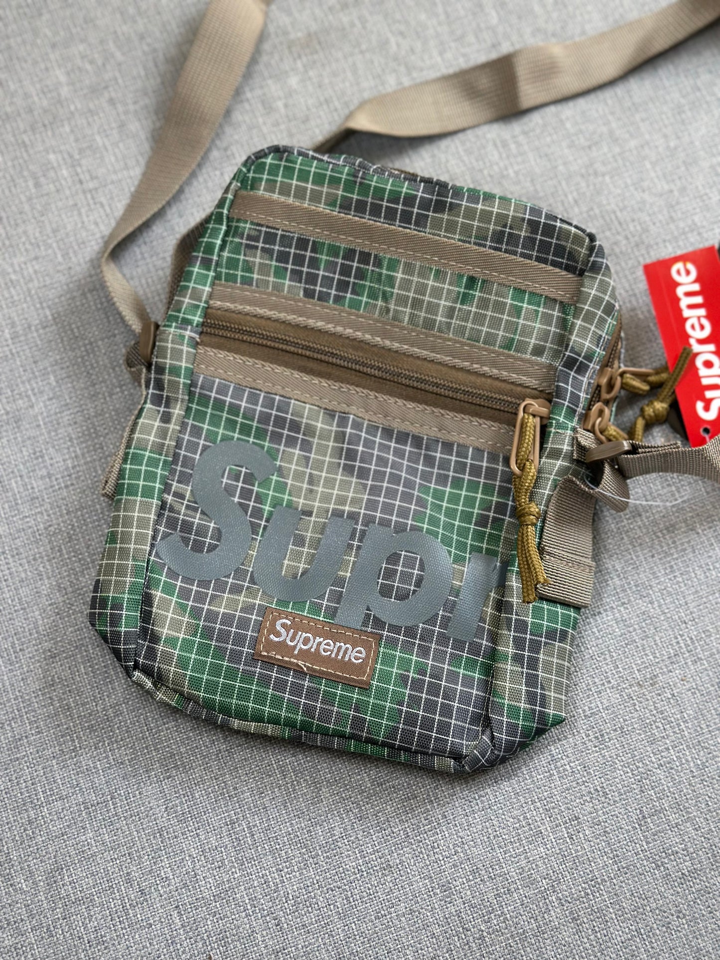 Bolsa Supreme SS24 ‘Military Camu’ (Pronta Entrega)
