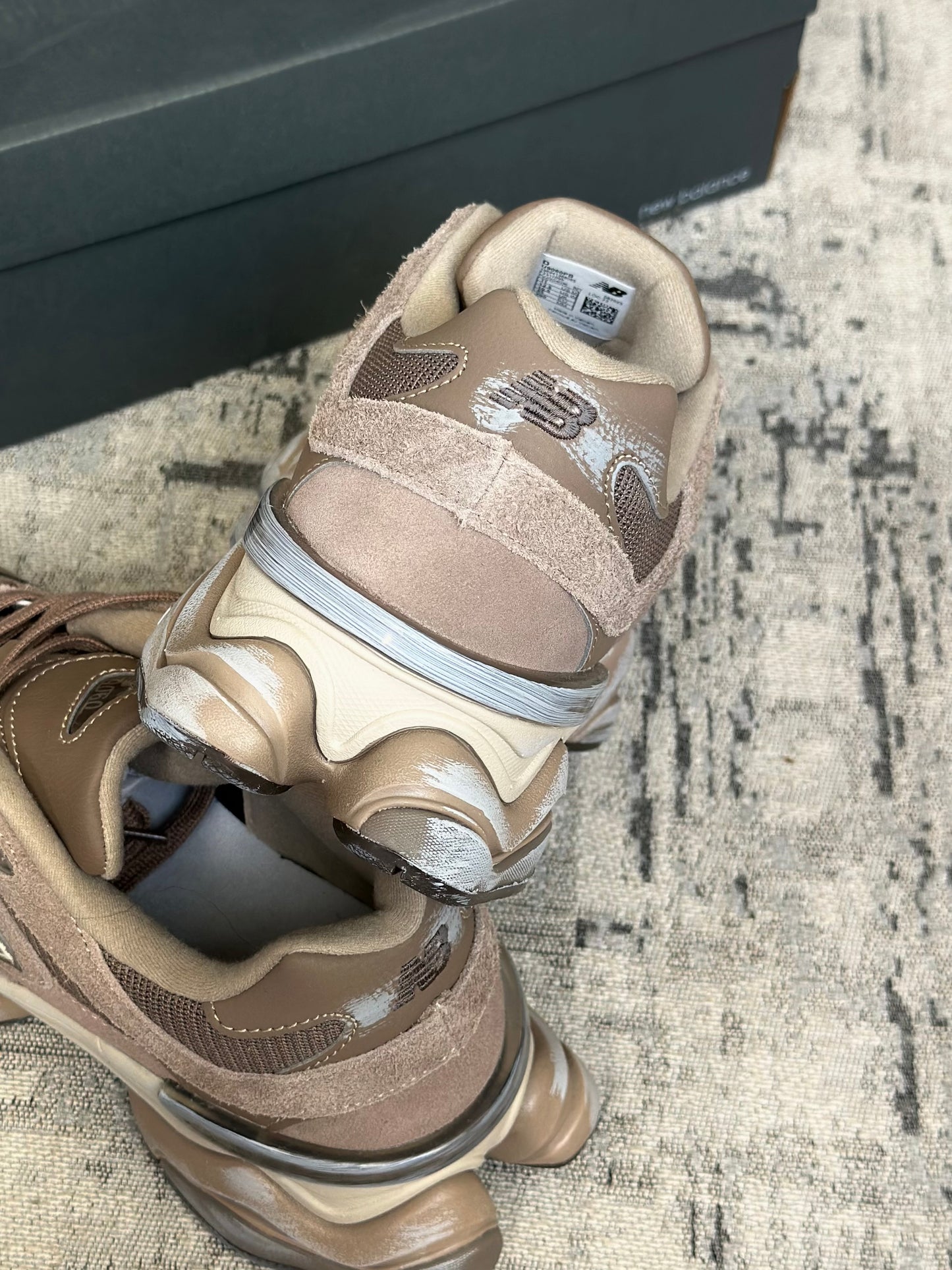New Balance 9060 ‘Mushroom Brown’ (Pronta Entrega)