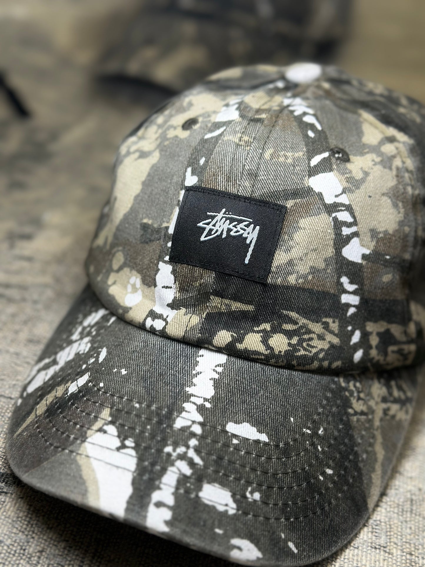 Boné Stussy ‘Camp Forest Camu’ (Pronta Entrega)