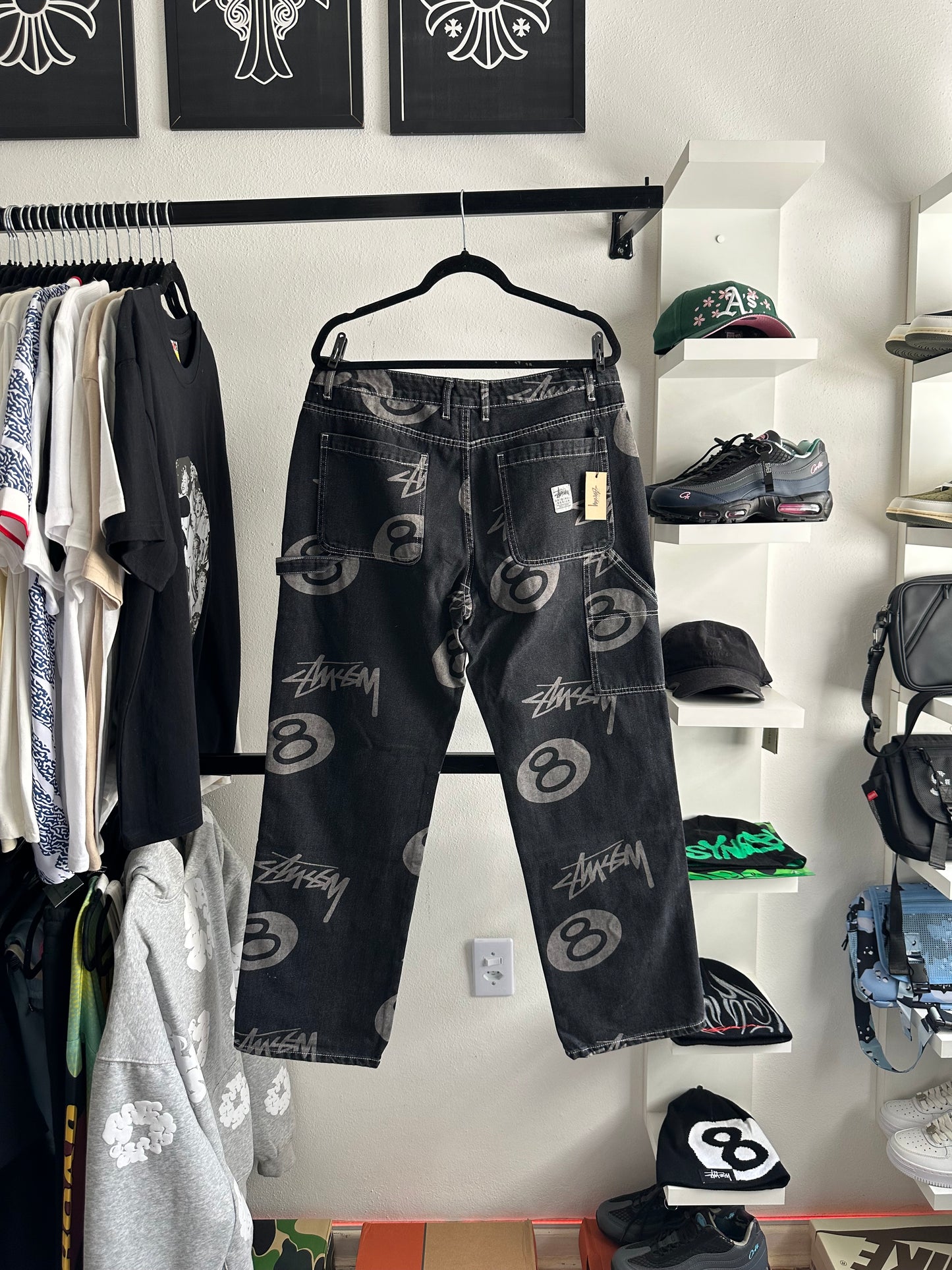 Calça Stussy Carpenter Black ‘8 Ball’ (Pronta Entrega)