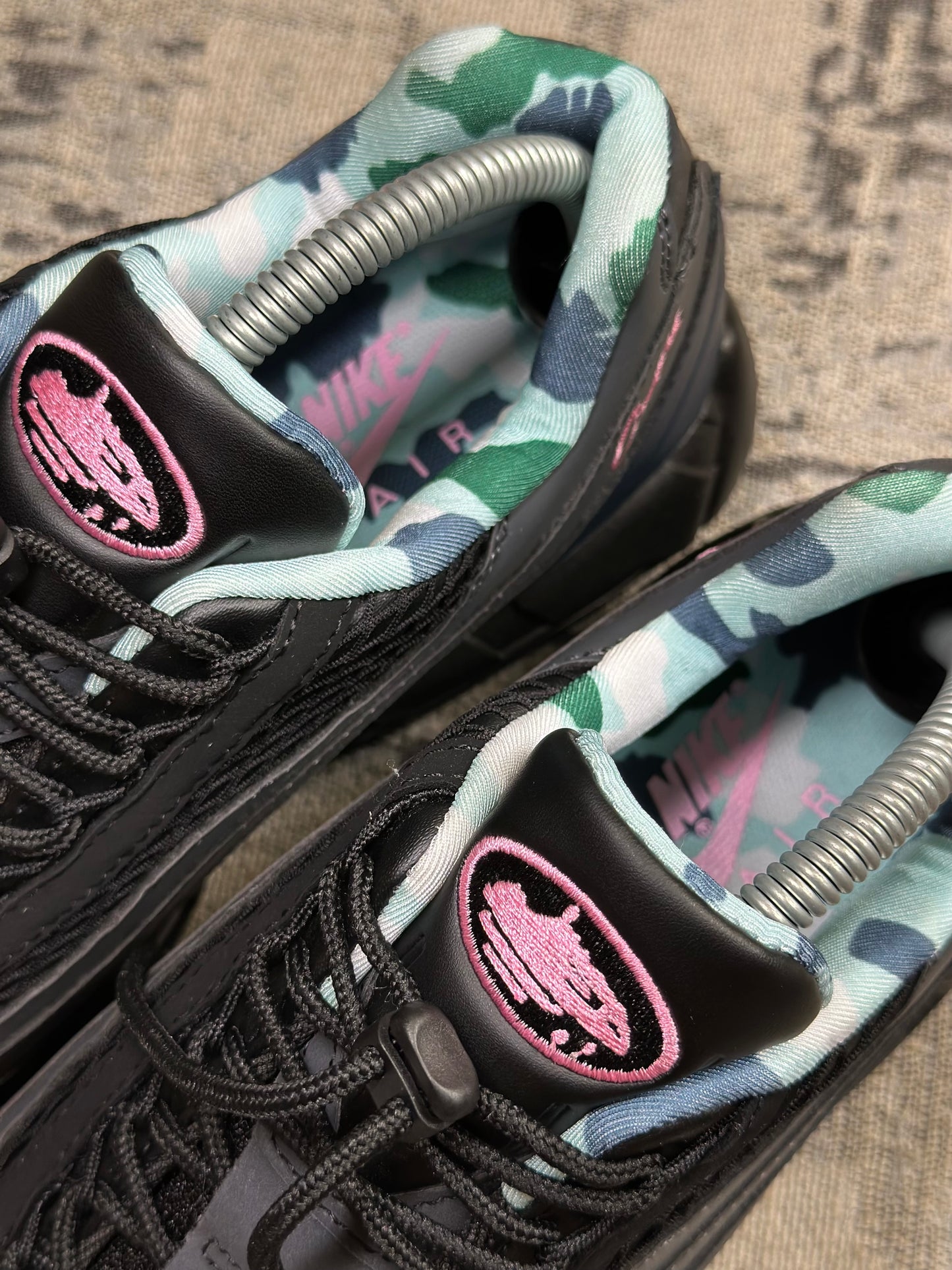 Nike Air Max 95 SP x Corteiz ‘Pink Beam’ (Pronta Entrega)