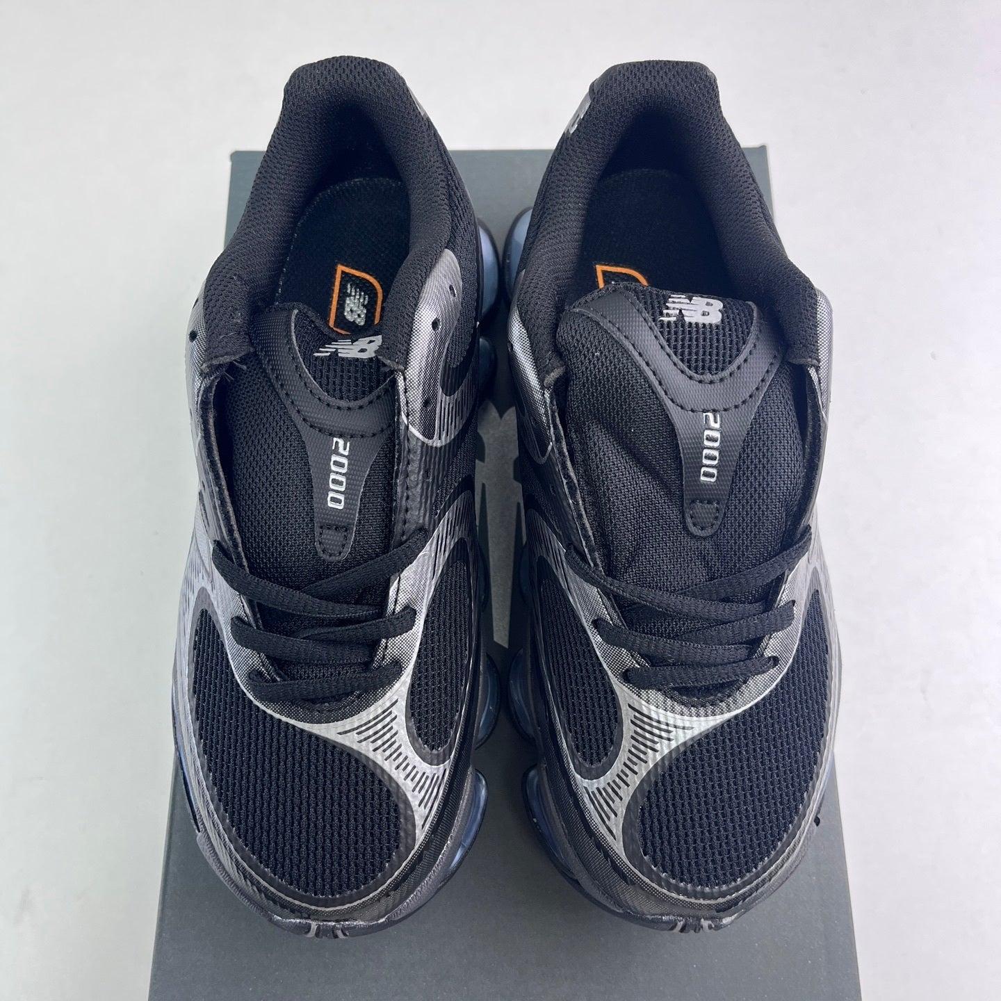 New Balance Abzorb 2000 ‘Black Grey’