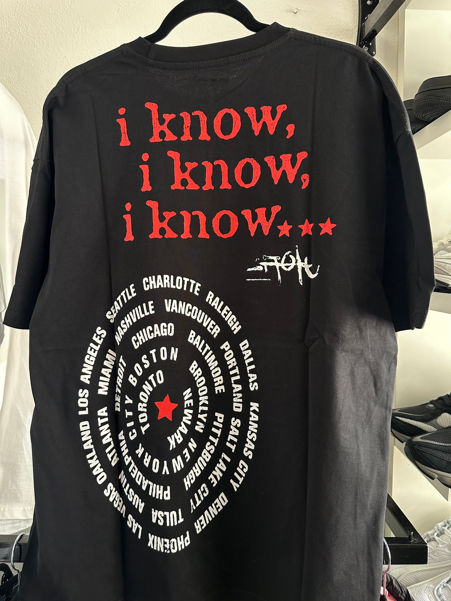 Camiseta Travis Scott Preta “Utopia I Know” (Pronta Entrega)