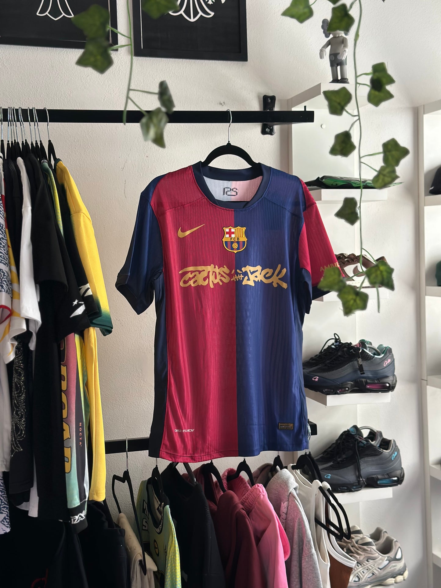 Travis Scott x Nike Camiseta FC Barcelona Cactus Jack 2024/25 Match Home (Pronta Entrega)