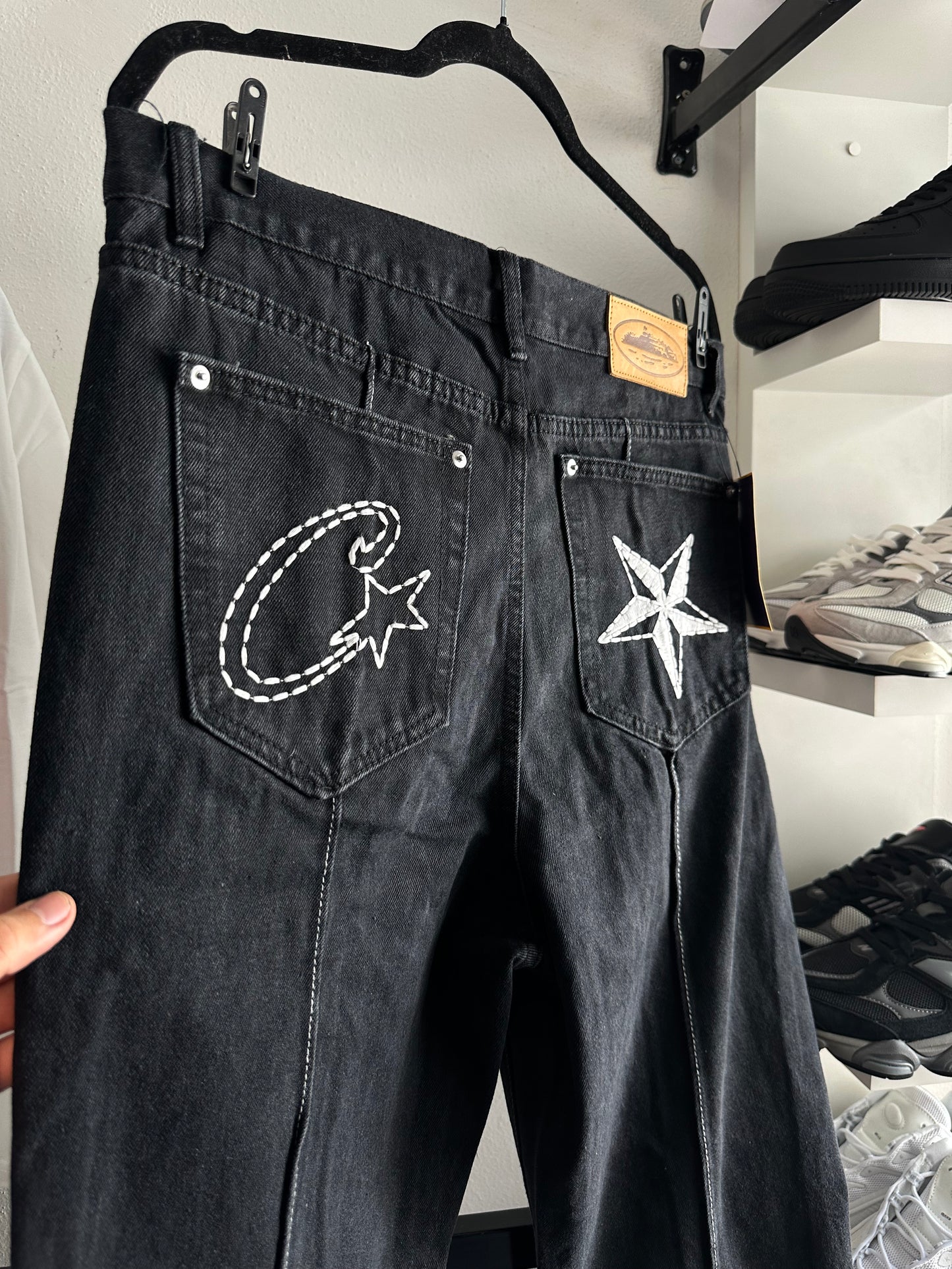 Calça Corteiz Preta “C-Star” (Pronta Entrega)