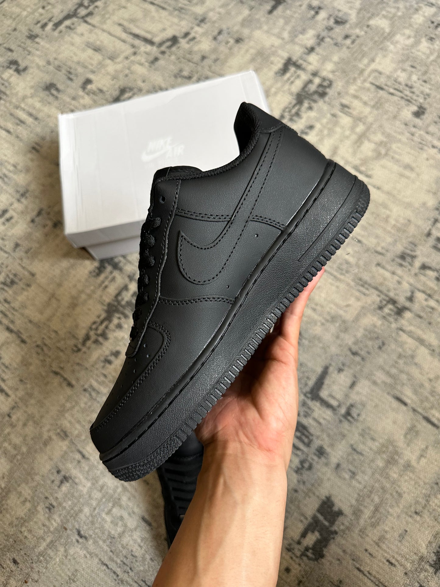 Nike Air Force “Triple Black” (Pronta Entrega)