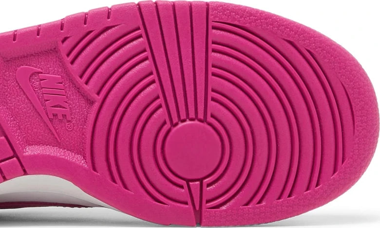 Nike Dunk Low "Active Fuchsia"