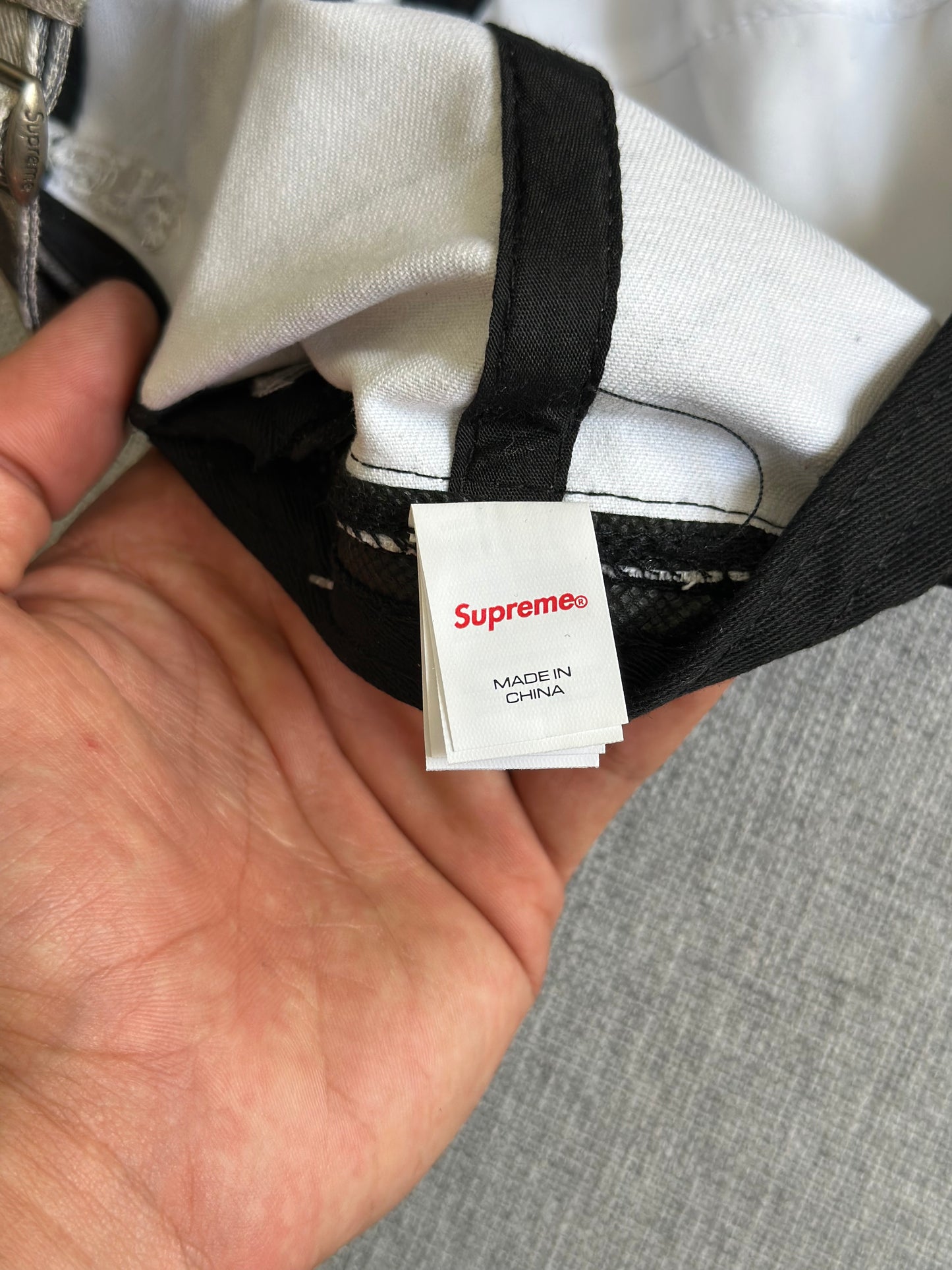 Boné Supreme Six Panel License Plate (Pronta Entrega)