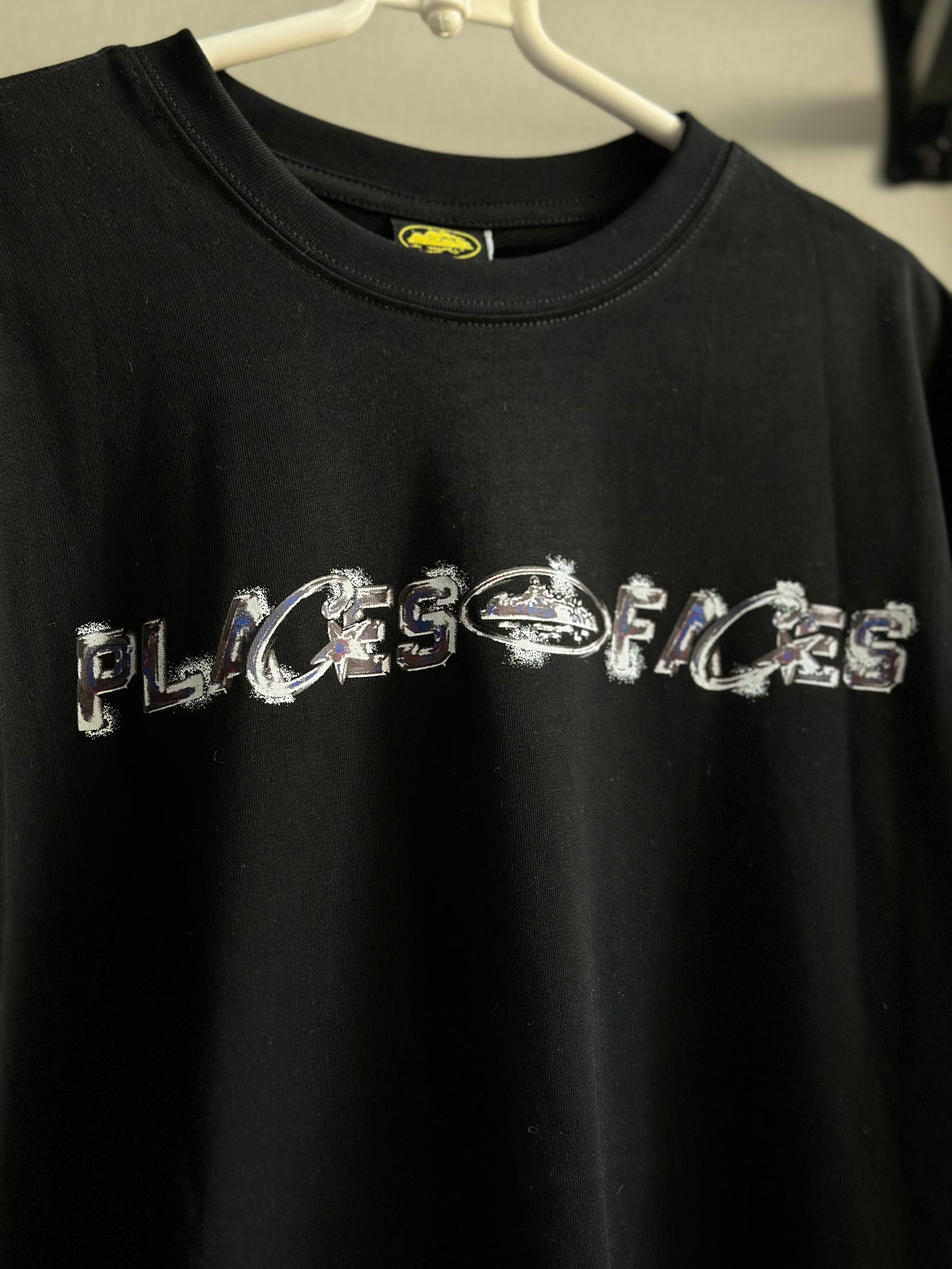 Camiseta Corteiz x Places+Faces Chrome “Preta” (Pronta Entrega)