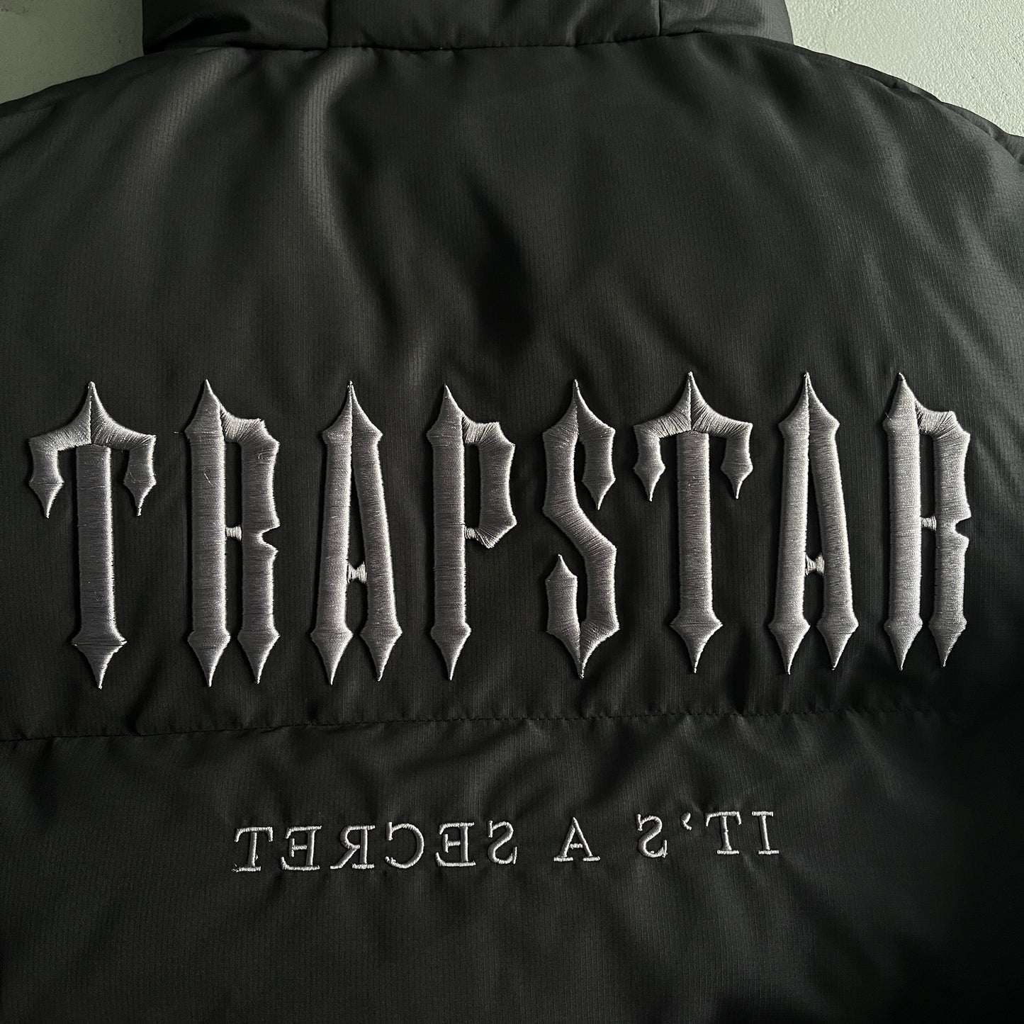 Trapstar Decoded 2.0 Hooded Puffer Jacket