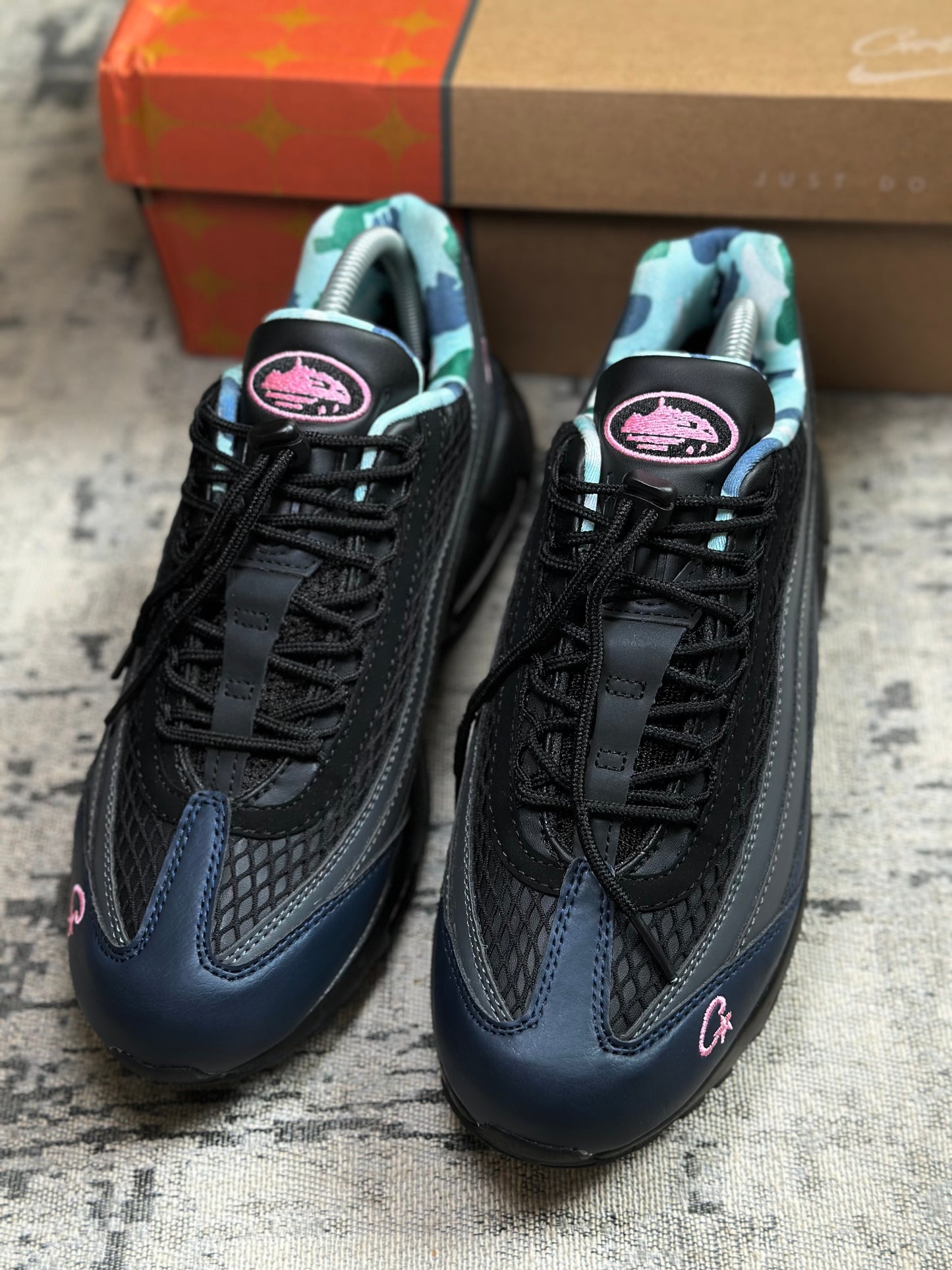 Nike Air Max 95 SP x Corteiz ‘Pink Beam’ (Pronta Entrega)