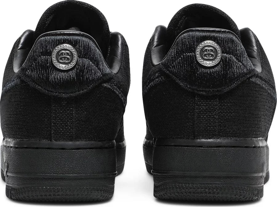 Nike Air Force 1 x Stussy "Triple Black"