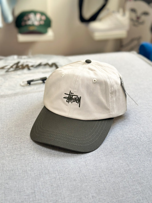 Boné Stussy Six Panel ‘Cream/White/Khaki’ (Pronta Entrega)