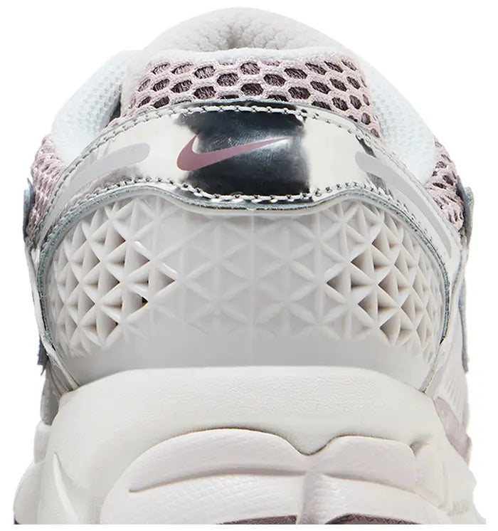 Nike Air Zoom Vomero 5 'Chrome Platinum Violet'