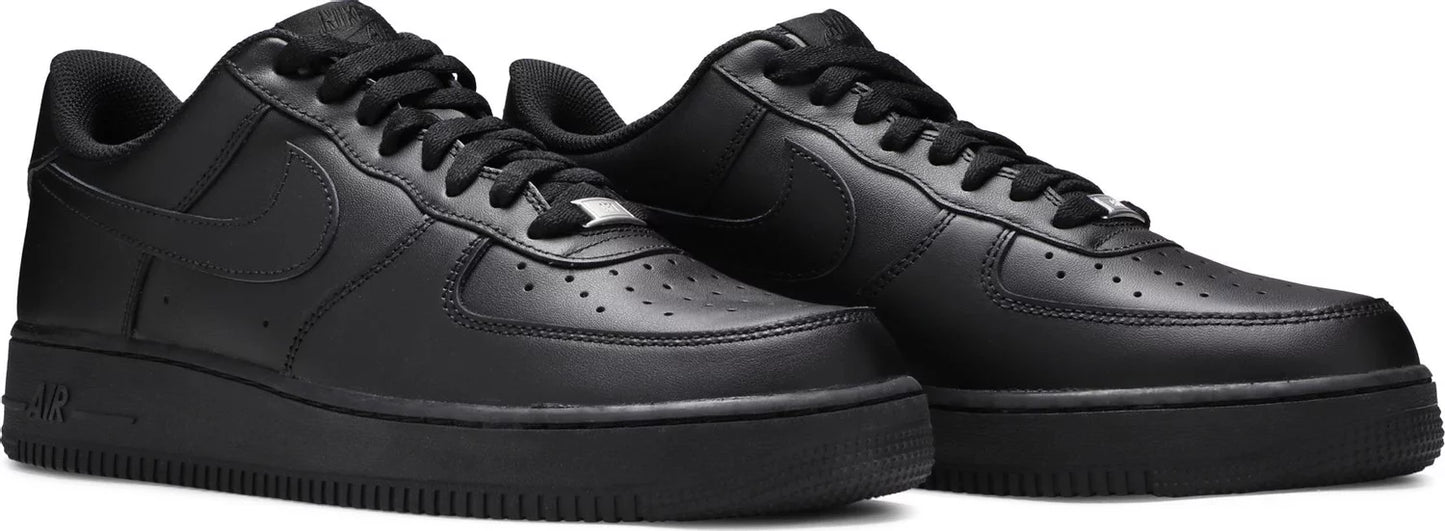 Nike Air Force 1 "Triple Black"