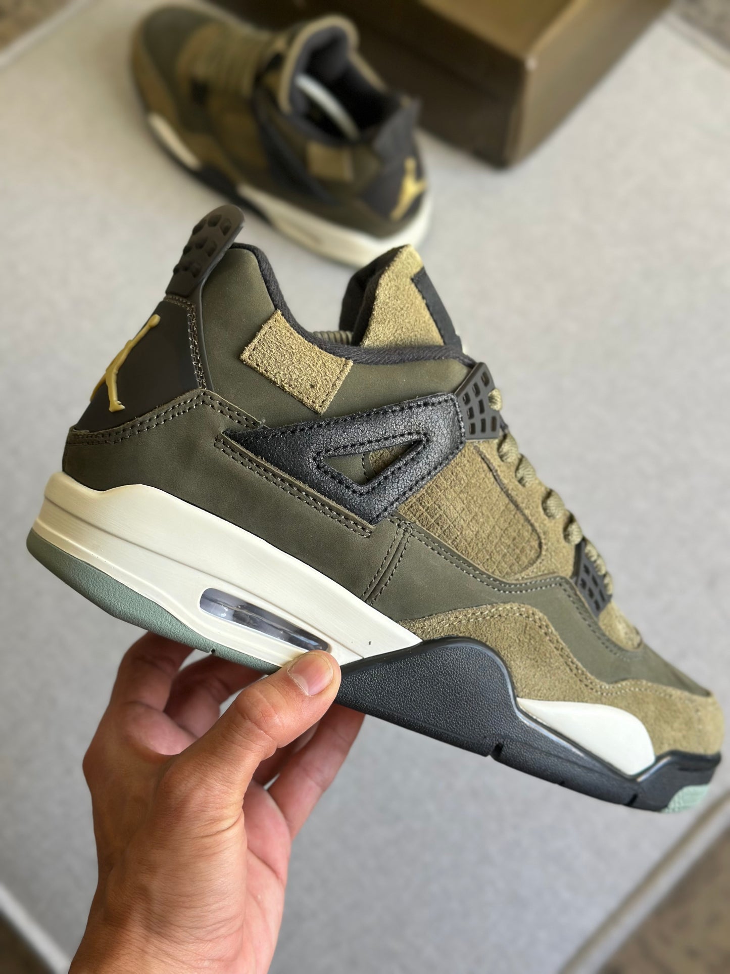 Nike Air Jordan 4 ‘Craft Médium Olive’ (Pronta Entrega)