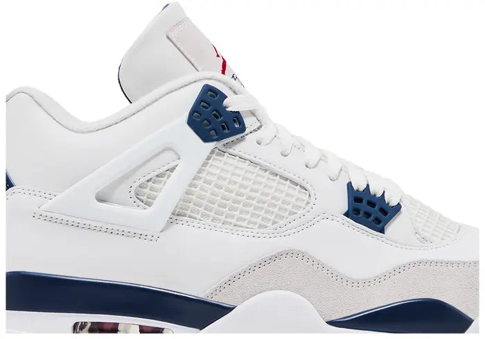 Nike Air Jordan 4 SB ‘Navy'
