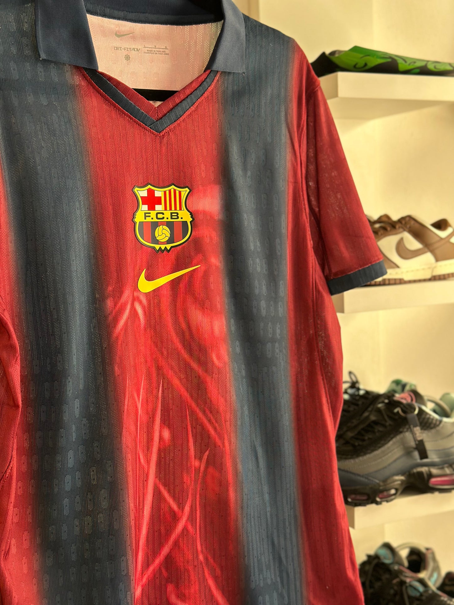 Travis Scott x Nike Camiseta FC Barcelona Retro 2000/01 Home Skeleton (Pronta Entrega)