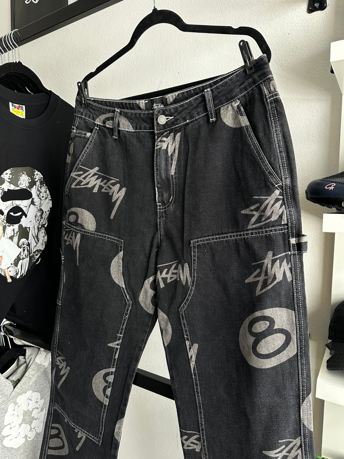 Calça Stussy Carpenter Black ‘8 Ball’ (Pronta Entrega)