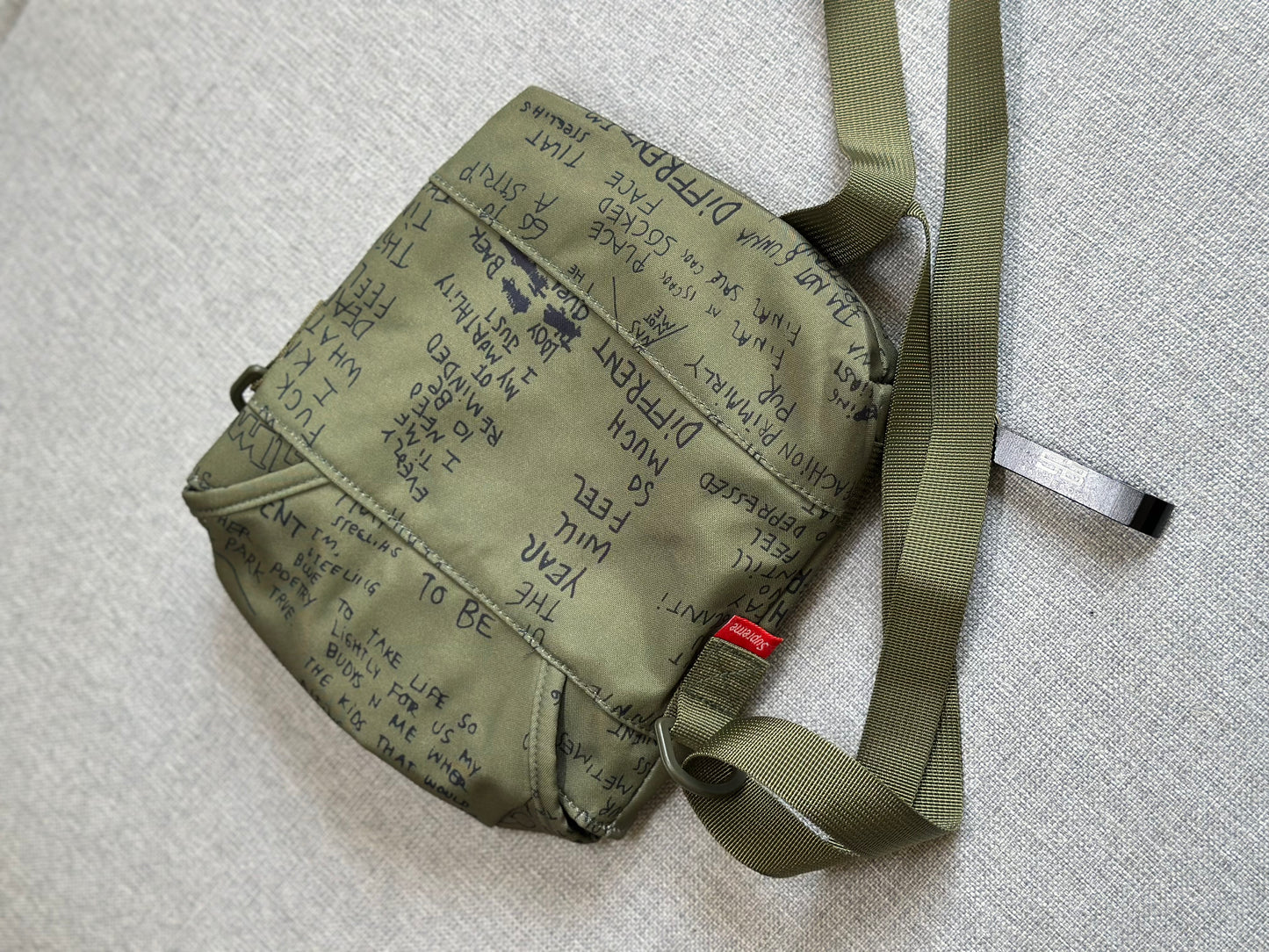 Bolsa Supreme SS23 ‘Military Field Side’ (Pronta Entrega)