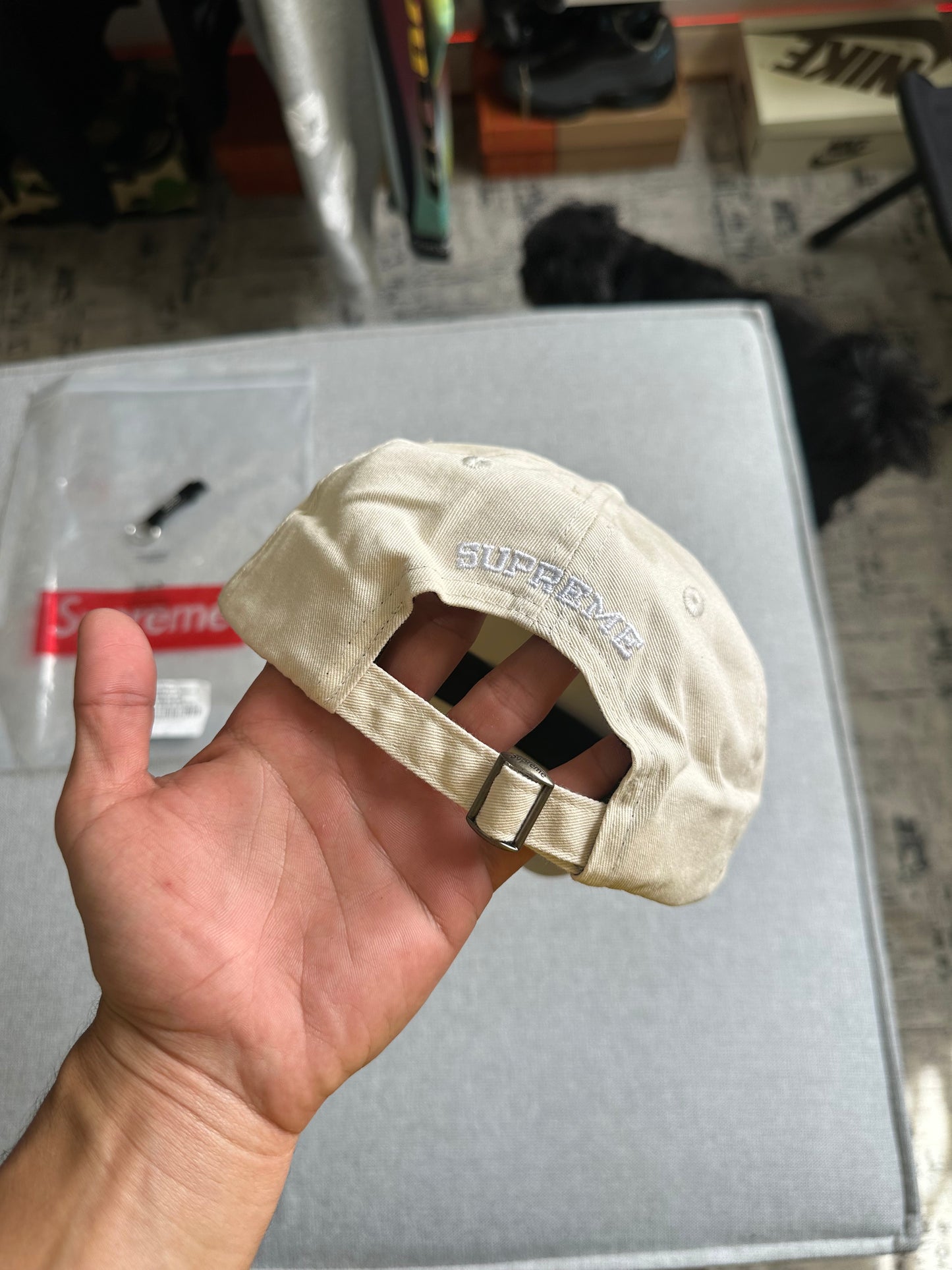 Boné Supreme S Logo ‘Coated Stone’ (Pronta Entrega)