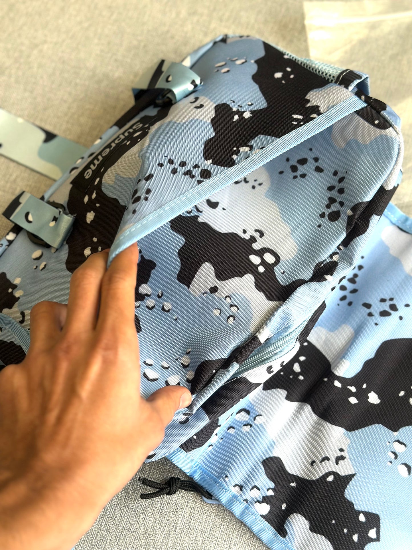 Bolsa Supreme SS20 ‘Blue Chocolate’ (Pronta Entrega)