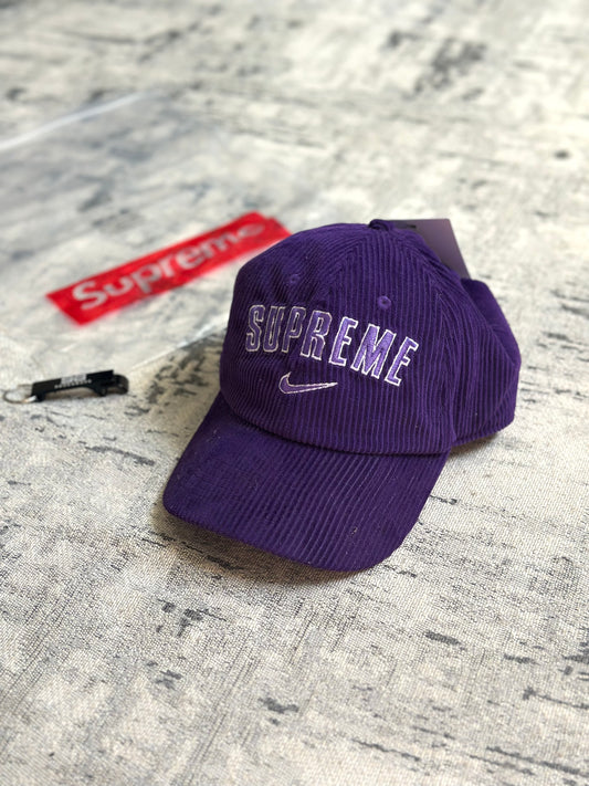 Boné 6 Panel Nike x Supreme Corduroy "Roxo" (Pronta Entrega)