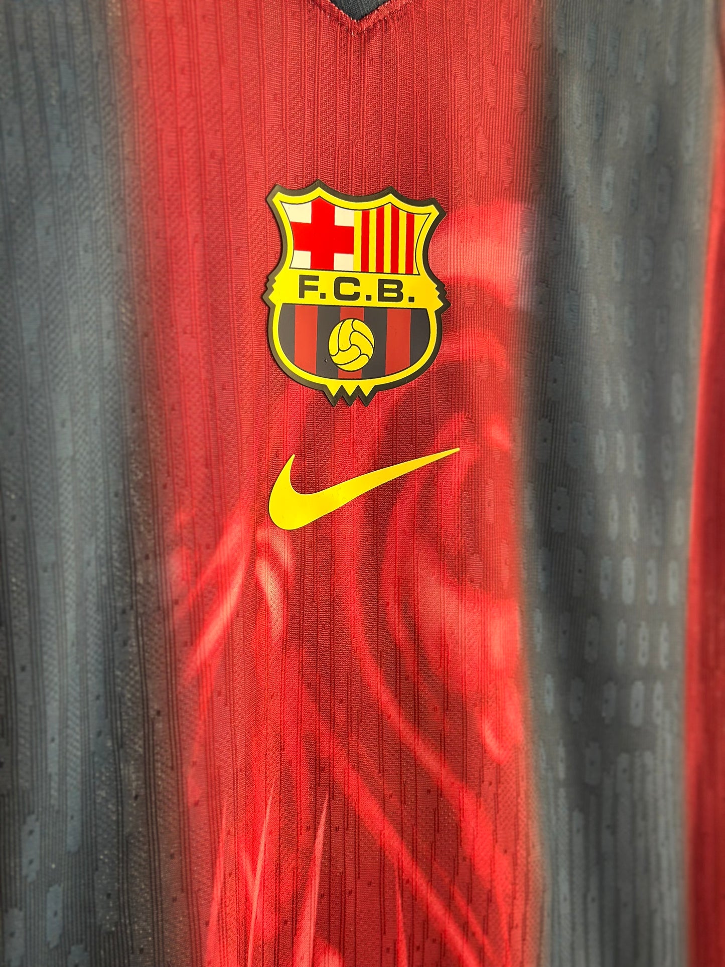 Travis Scott x Nike Camiseta FC Barcelona Retro 2000/01 Home Skeleton (Pronta Entrega)