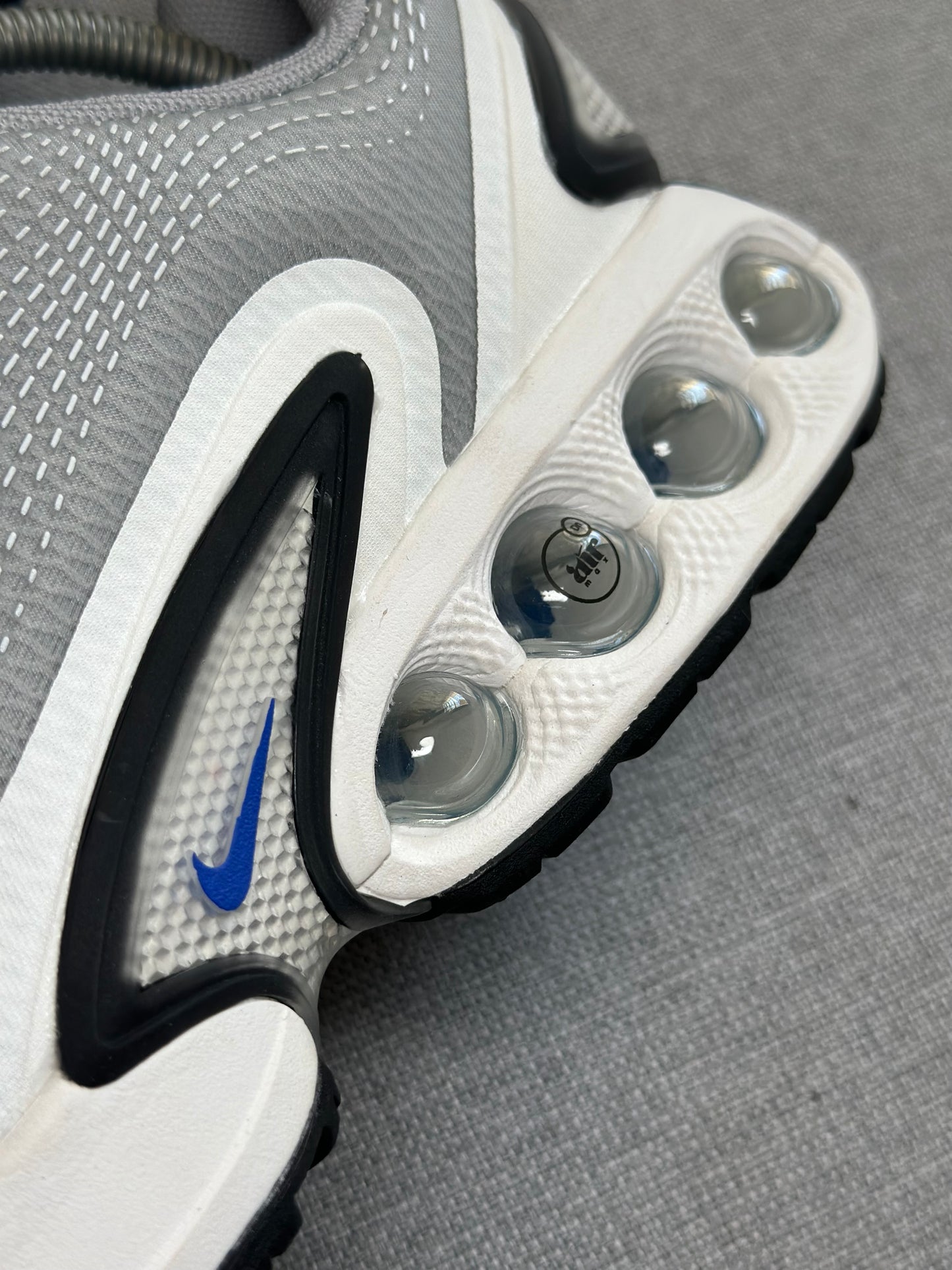 Nike Air Max DN ‘Metallic Grey’ (Pronta Entrega)