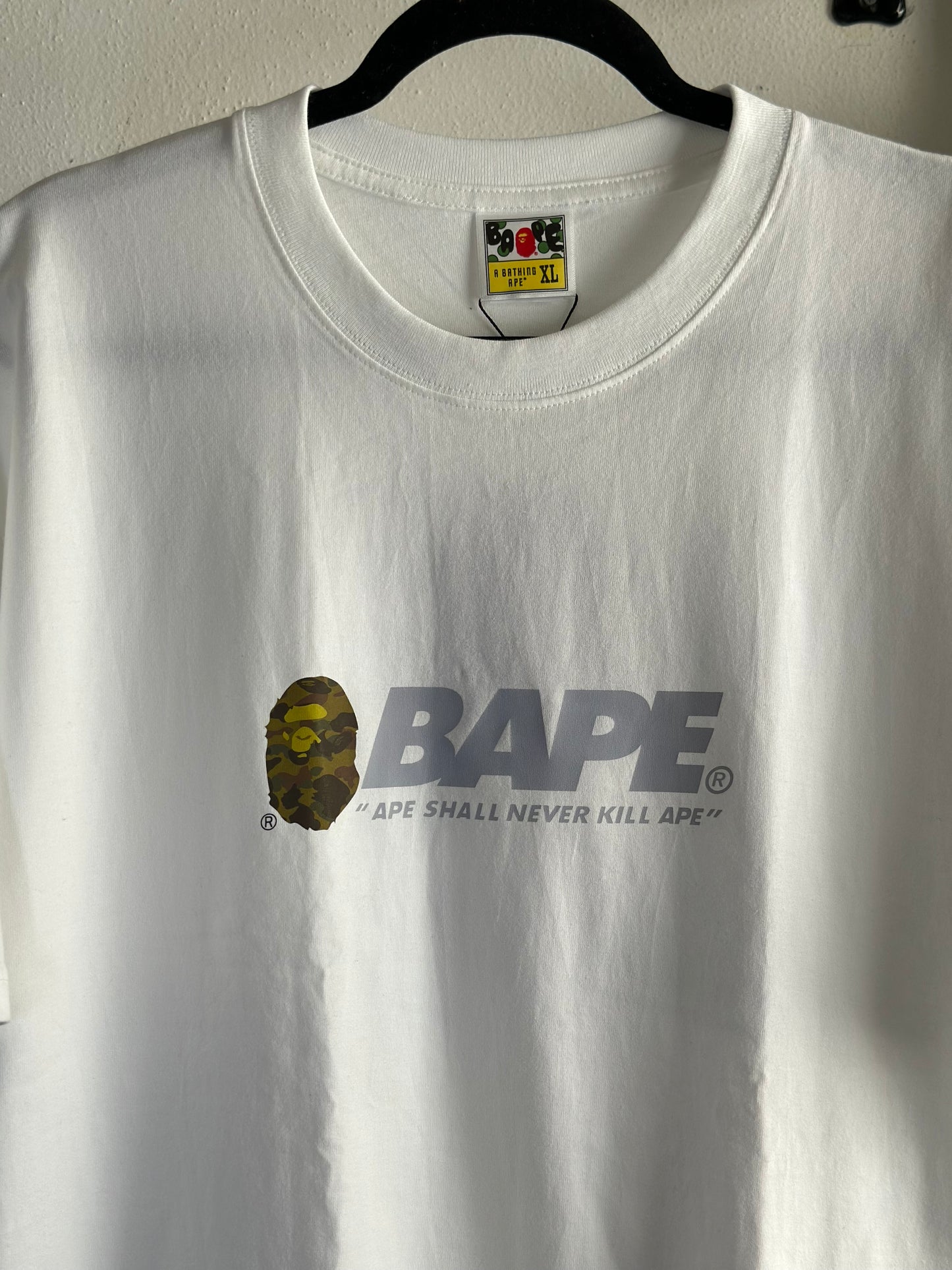 Camiseta Bape ‘Ape Shall Never Kill Ape’ (Pronta Entrega)