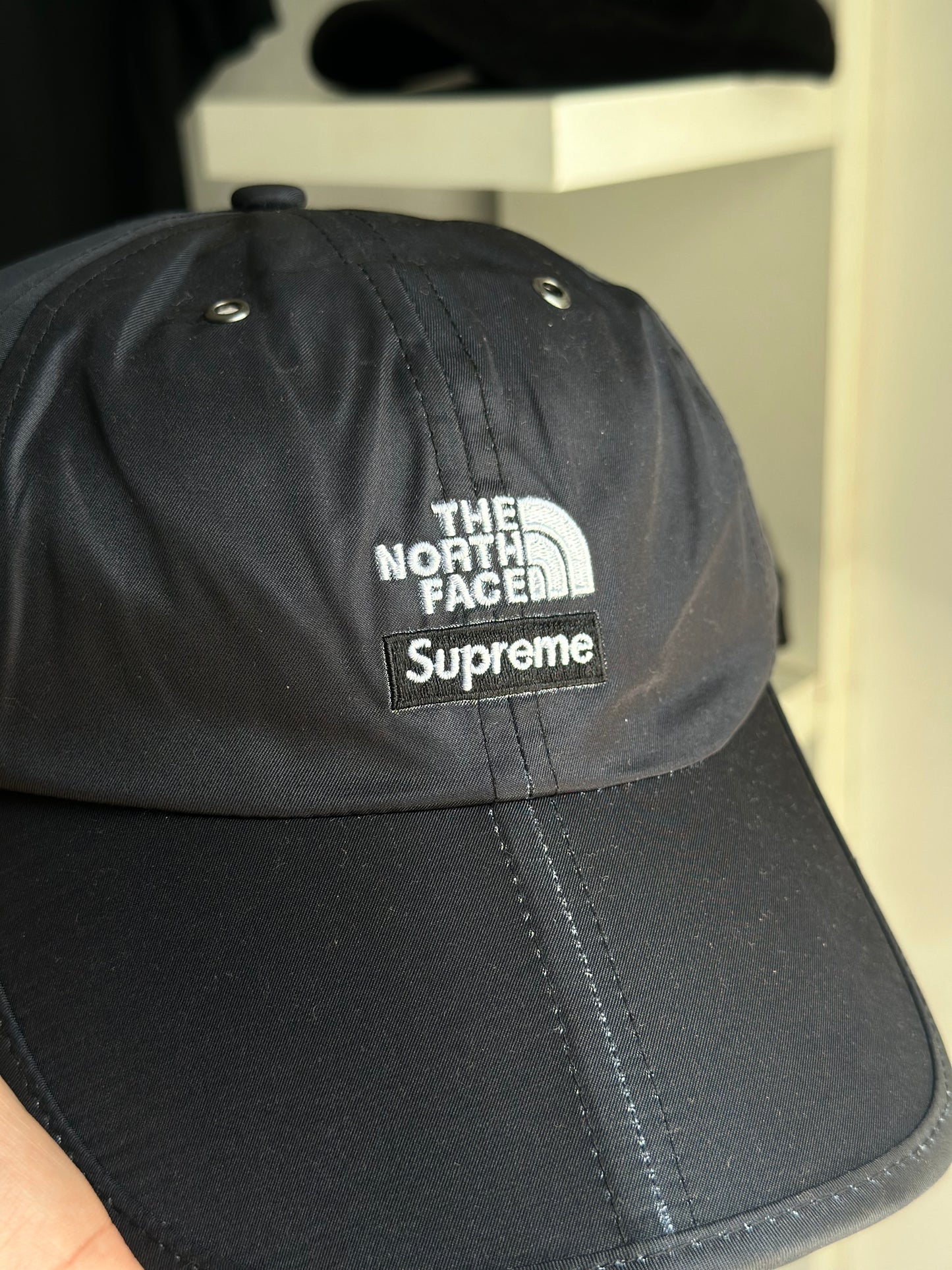 Boné 6 Panel Supreme x The North Face "Preto" (Pronta Entrega)